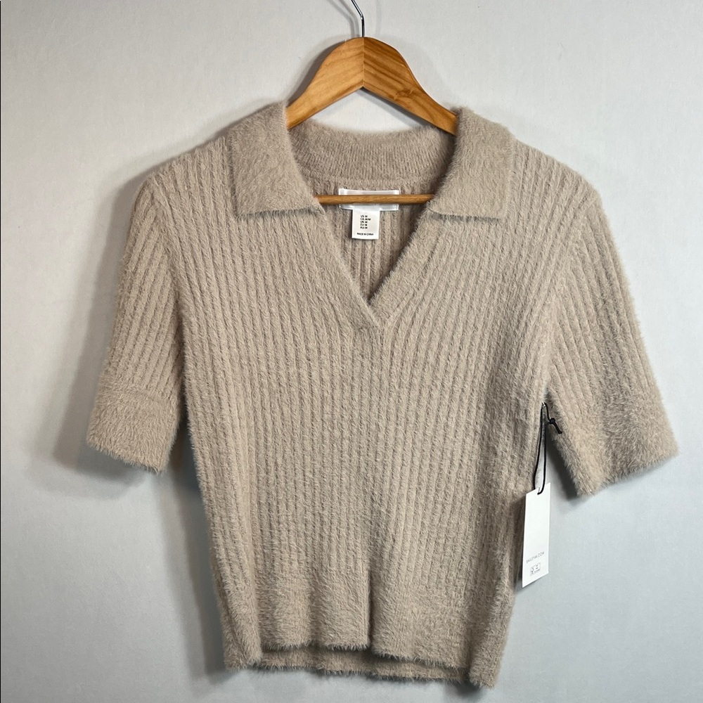 Bailey 44 Beige Fuzzy Cozy Short Sleeve V-neck Sweater Top size M NWT